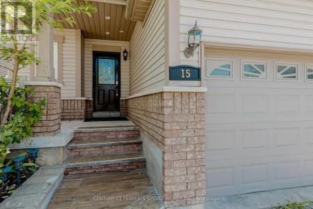15 CANDLEBROOK DRIVE, Whitby (pringle Creek), Ontario L1R 2V4, Canada