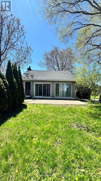 46 WINDEMERE ROAD, Hamilton (stoney Creek), Ontario L8E 5G5, Canadá