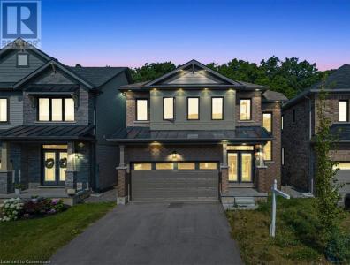 157 CACTUS CRESCENT, Hamilton, Ontario L8J 0M3, Kanada