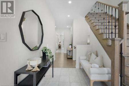 157 CACTUS CRESCENT, Hamilton, Ontario L8J 0M3, Kanada