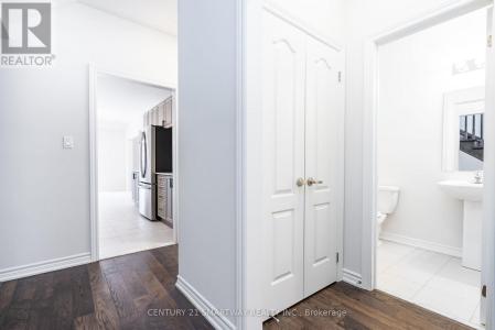 12 HUNTSWORTH AVENUE, Thorold (thorold Downtown), Ontario L2V 5G7, Canada