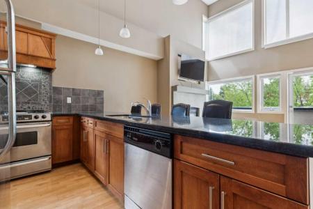1818 14 STREET SW, Calgary, Alberta T2T 3S9, Canada