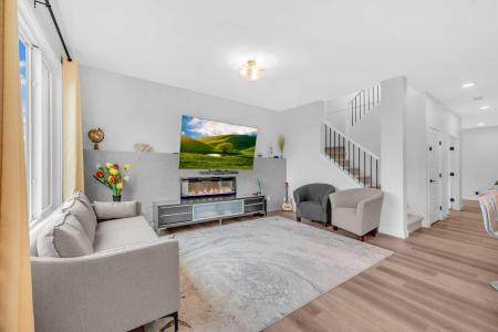 93 LEGACY REACH CRESCENT SE, Calgary, Alberta T2X 5A5, Canada
