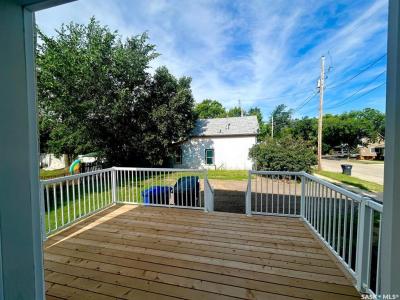 301 3RD STREET S, Weyburn, Saskatchewan S4H 2C5, Kanada