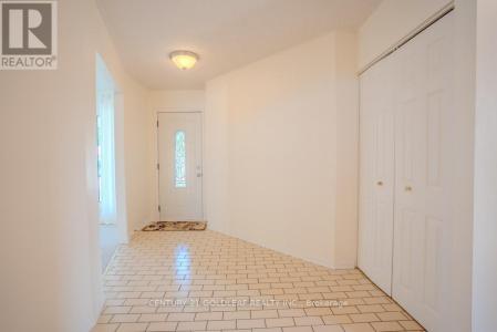 612 CHENIER WAY, Ottawa, Ontario K4A 1R1, Canada