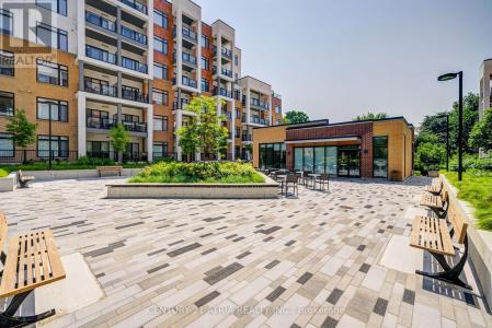 135 CANON JACKSON DRIVE, Toronto (beechborough-greenbrook), Ontario M6M 0C3, Canada