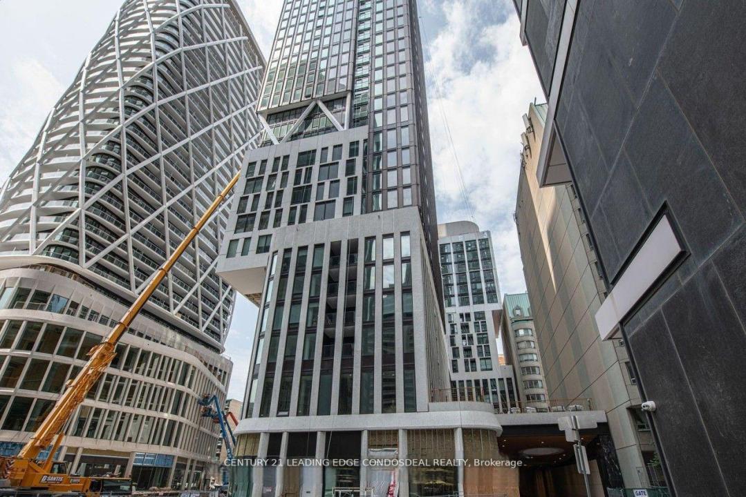 121 ST. PATRICK STREET, Toronto, Ontario M5T 0B8, Canadá