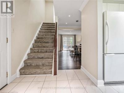 611 PRESTON PARKWAY, Cambridge, Ontario N3H 5J9, Kanada