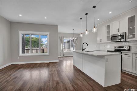 121A 8TH AVENUE N, Warman, Saskatchewan S0K 0A1, Canada