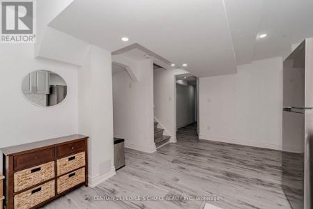 29 JESSOP DRIVE, Brampton (fletcher's Meadow), Онтарио L7A 3M8, Канада