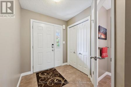 22 ACKER STREET, Guelph (grange Road), Ontario N1E 0G1, Kanada