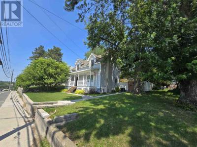 313 VETERANS DR, Kenora, Ontario P9N 4K3, Canada