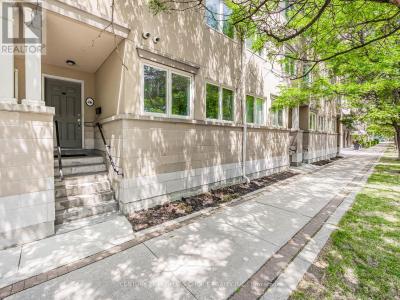 46 GARNETT JANES ROAD, Toronto (new Toronto), Ontario M8V 4G6, Canada
