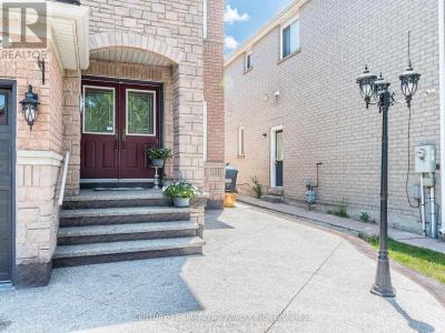 38 BOTTLEBRUSH DRIVE, Brampton (sandringham-wellington), Ontario L6R 2Z5, Canada