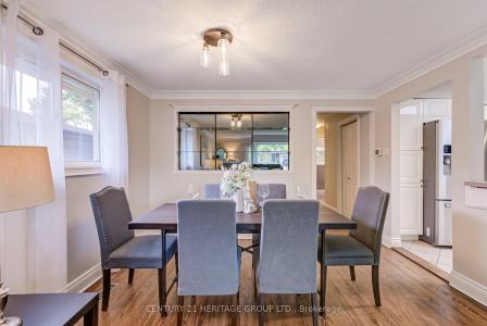 17 COWLING CRESCENT, Ajax, 安大略省 L1S 2Z6, 加拿大