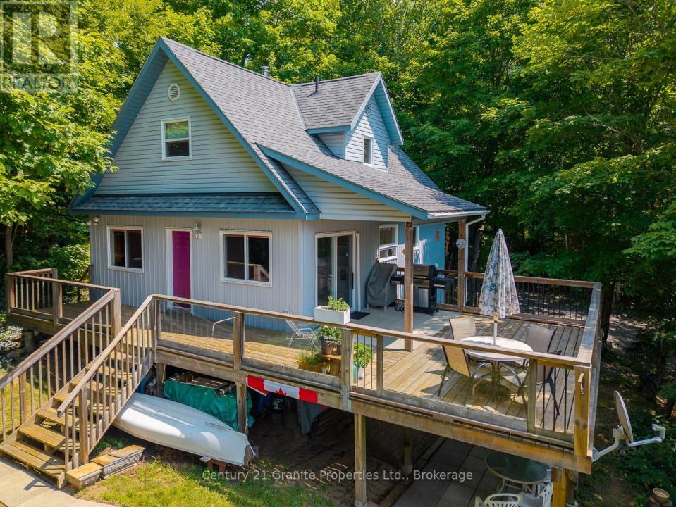 9 SYKES LANE, Whitestone, Ontario P0A 1G0, CANADÁ