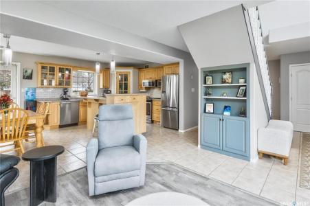 7 MEAGHER PLACE, Prince Albert, Saskatchewan S6X 1C3, Canada
