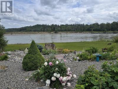 1702 DYKE ROAD, Quesnel, Colombia Británica V2J 6A4, Canadá