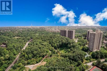 7 CONCORDE PLACE, Toronto (banbury-don Mills), Ontario M3C 3N4, Canada