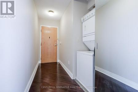 7 CONCORDE PLACE, Toronto (banbury-don Mills), Ontario M3C 3N4, Canada