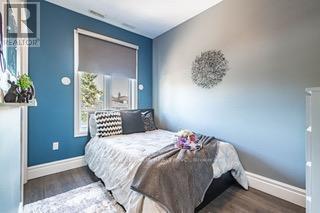 17 MONTCALM AVENUE, Toronto (briar Hill-belgravia), Ontario M6E 4N5, Canada