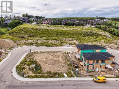 30 ELMONT CLOSE SOUTHWEST, Calgary, Alberta T3H 6A6, Canadá