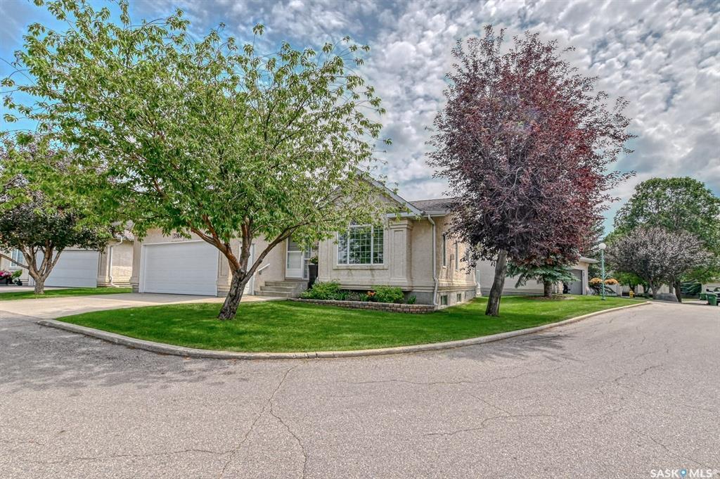 3168 RENFREW CRESCENT E, Regina, Saskatchewan S4V 2W5, Canada