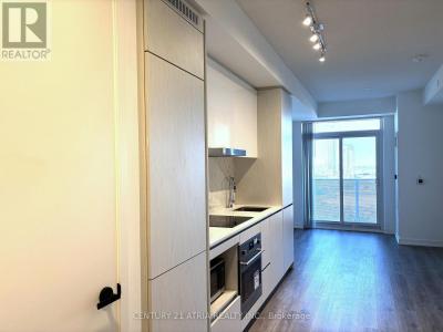 28 INTERCHANGE WAY, Vaughan (vaughan Corporate Centre), Ontario L4K 0P8, CANADÁ