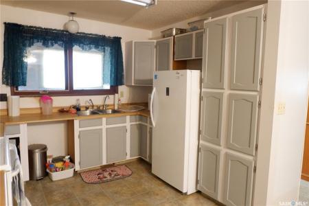 235 KING STREET, Coronach, Saskatchewan S0H 0Z0, Canada