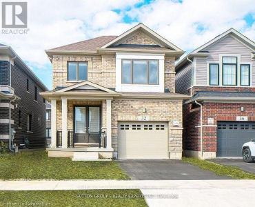 32 CROSSMORE CRESCENT, Cambridge, Ontario N1S 0C7, Canada