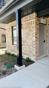 24 LOMOND LANE, Kitchener, Ontario N2R 1R7, Canada