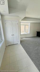 24 LOMOND LANE, Kitchener, Ontario N2R 1R7, Canada