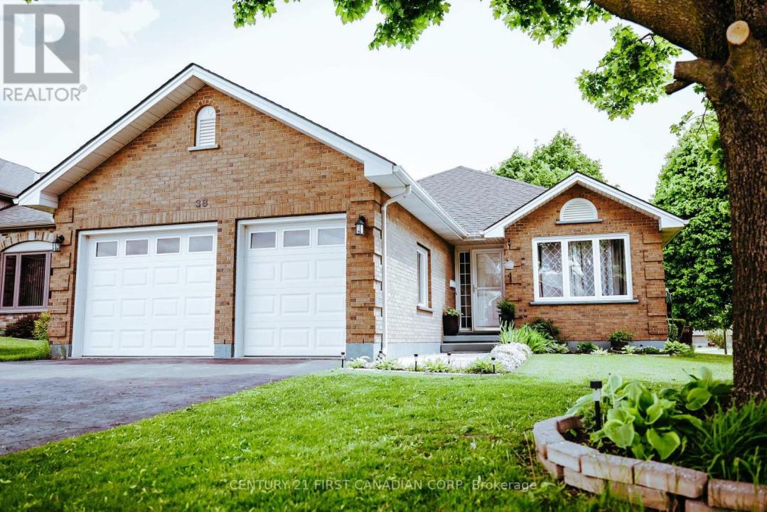 38 ST MICHAELS STREET, Norfolk (delhi), Ontario N4B 3C8, Canada