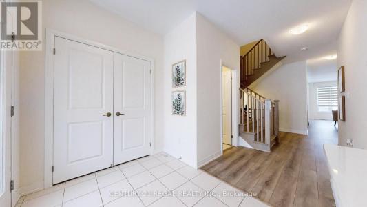 1059 CAMEO STREET, Pickering, Ontario L1X 0G3, Canada