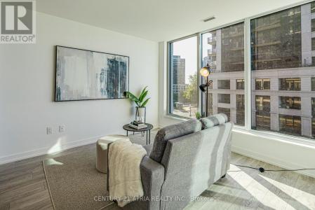 1100 SHEPPARD AVENUE WEST, Toronto (york University Heights), Ontario M3K 0E4, Canada