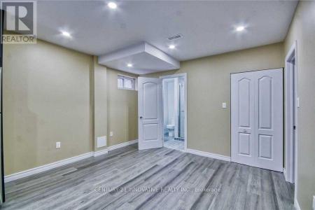 359 RATHBURN ROAD, Toronto (islington-city Centre West), Ontario M9B 2M2, Canada
