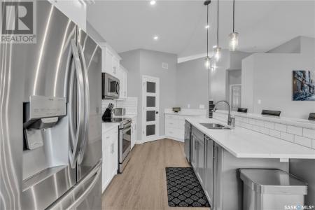 4707 TAYLOR CRESCENT, Regina, Saskatchewan S4X 4T6, Kanada