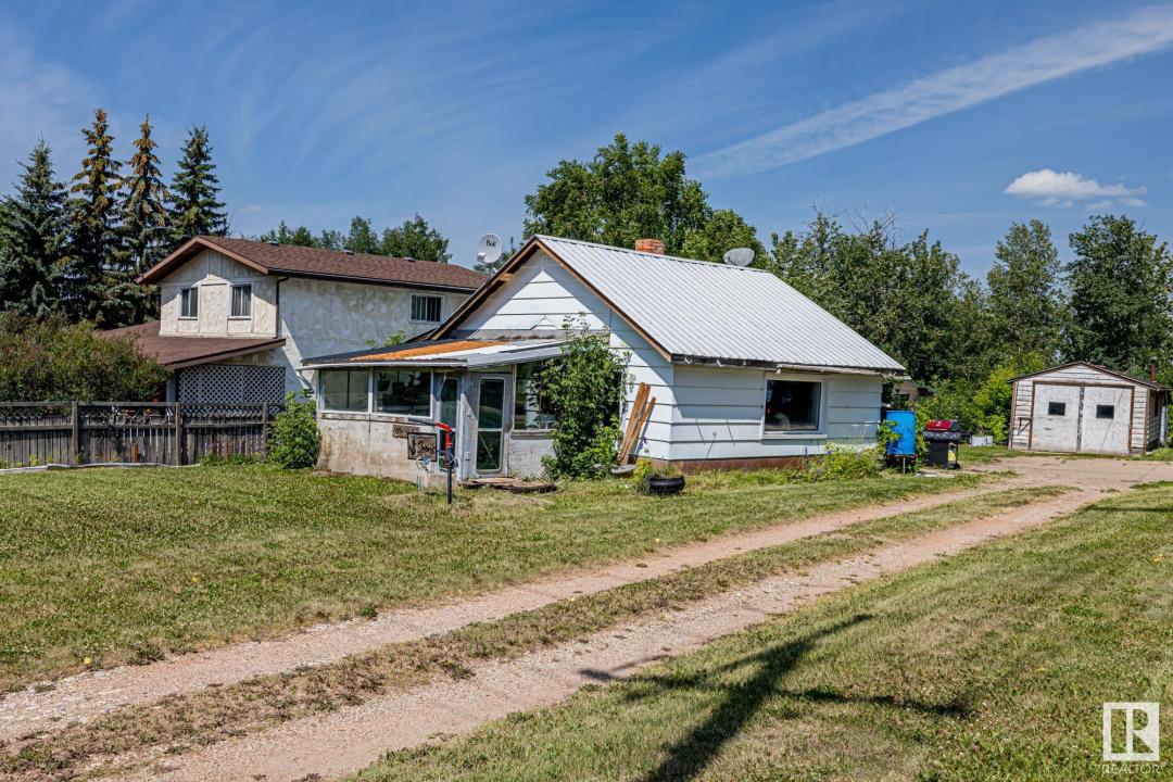 4904 47 AVENUE, Onoway, Alberta T0E 1V0, Canadá