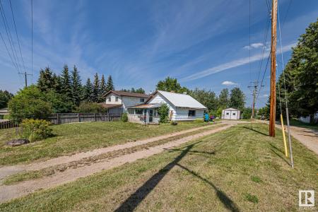 4904 47 AVENUE, Onoway, Alberta T0E 1V0, Canada