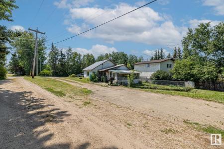 4904 47 AVENUE, Onoway, Alberta T0E 1V0, Canadá