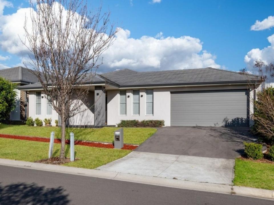 43 Richards Loop, Oran Park, NSW 2570, 오스트레일리아