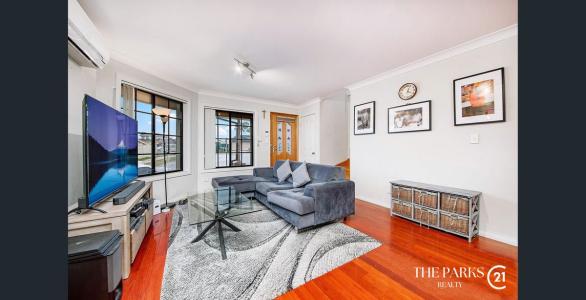 2/8 Owl Place, Green Valley, NSW 2168, Avustralya