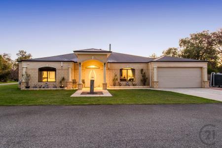 16 Shipsey Place, Wellard, WA 6170, Australia