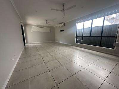 28 Kingfisher Street, Moranbah, QLD 4744, Australia