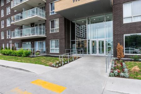 9950 Place de l'Acadie, Montréal (Ahuntsic-Cartierville), Quebec H4N 0C9, Canadá