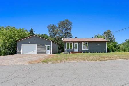 227  Ch. de la Chute, Mansfield-et-Pontefract, Quebec J0X 1R0, Canada