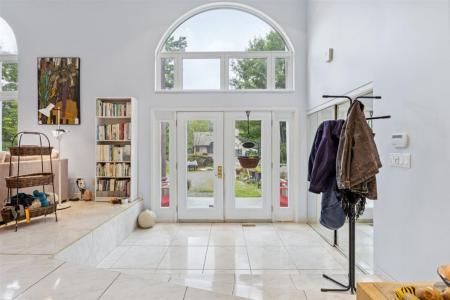 35 Ch. des Châtelets, Val-des-Monts, كيبيك J8N 7R1, كندا