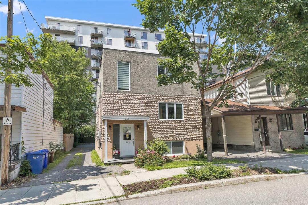287 Rue Champlain, Gatineau (Hull), Quebec J8X 3S3, Canada