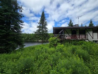 131Z  Ch. du Sirocco, Saint-Adolphe-d'Howard, Quebec J0T 2B0, Canadá