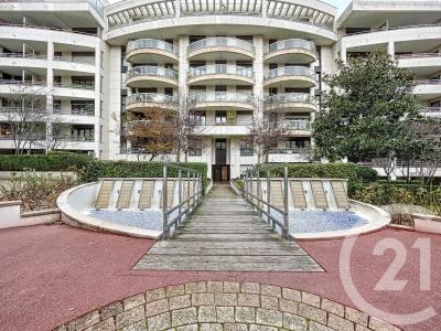 Suresnes, Île-de-France 92150, Pháp